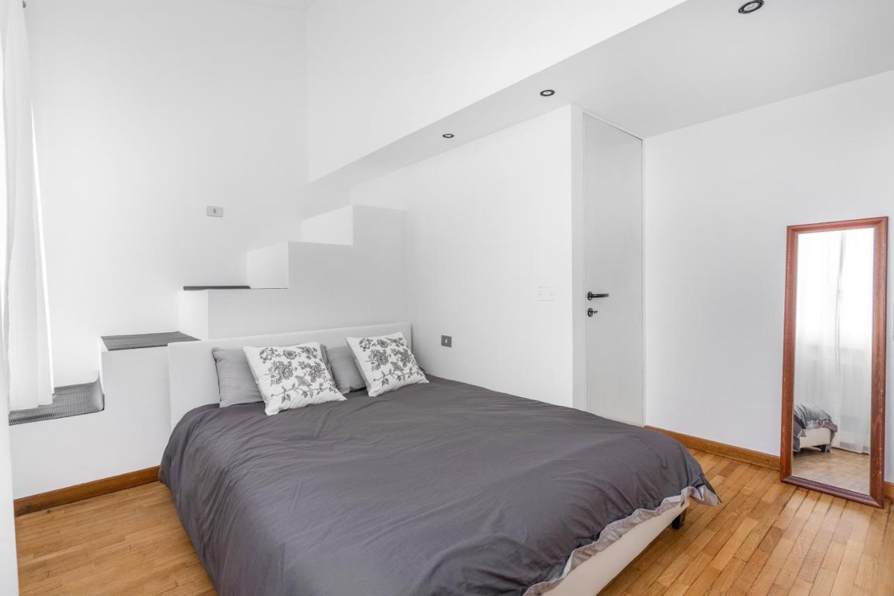 Duomo 7 Minuti Exclusive Apartment Vercelli Milano Ngoại thất bức ảnh
